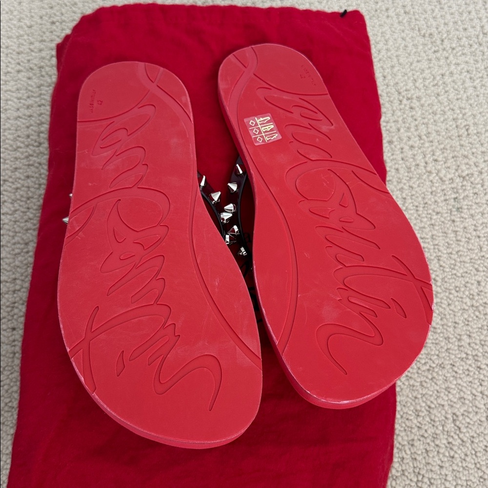 NWT-Christian Louboutin Red Flip Flops with Silver Studs - Picture 4 of 5